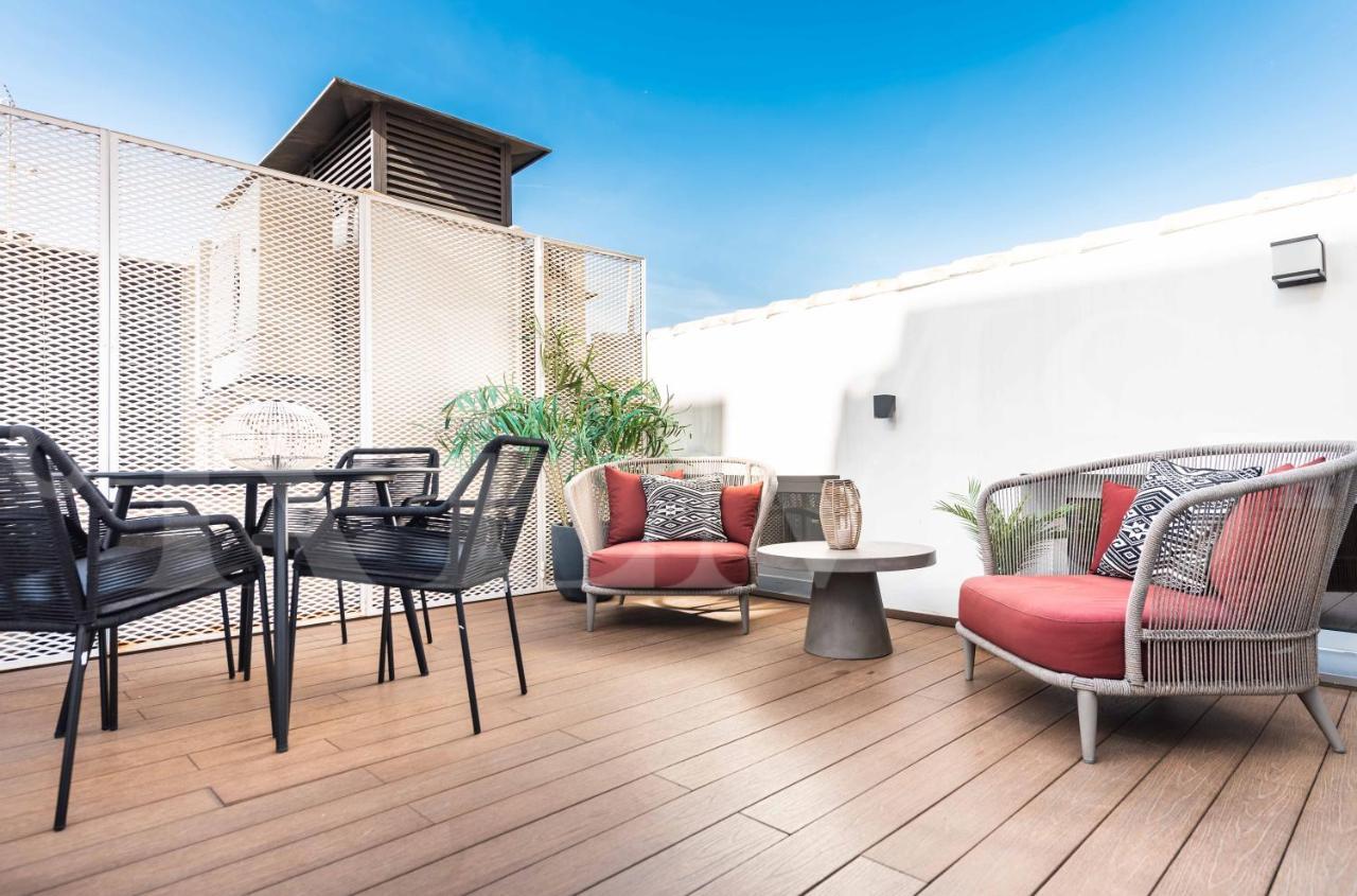 Penthouse Suite With Rooftop In The Heart Of Malaga By Rems Exterior photo